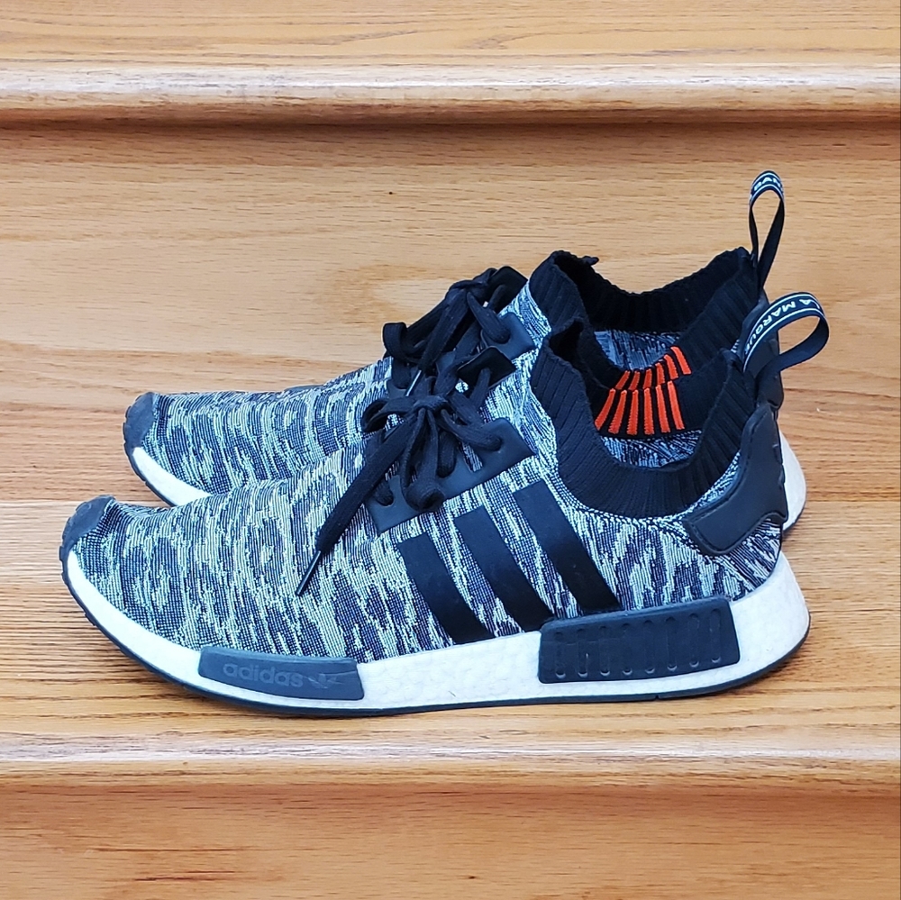 Men's Adidas Black Glitch NMD R1 Like New